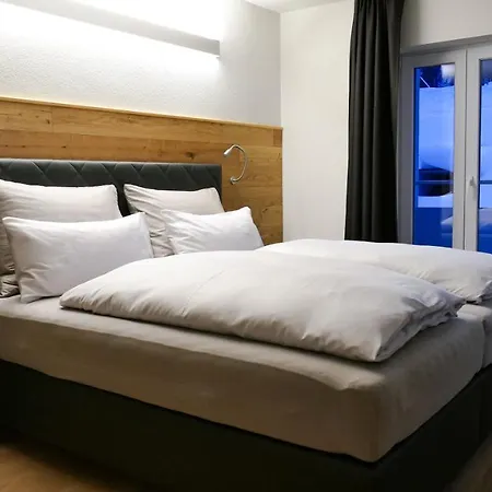 Alpchalet Bellevue Hotel 3*